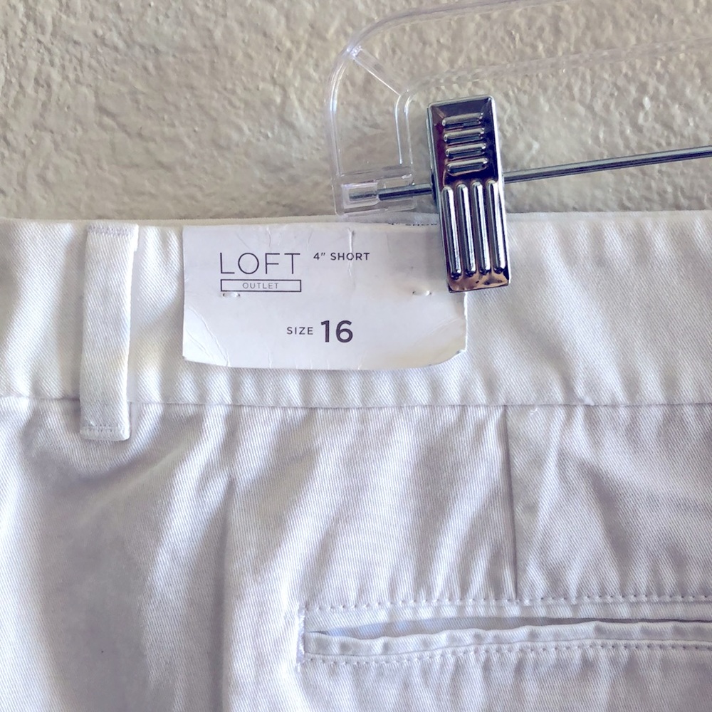 LOFT 4” WHITE SHORT PLUS SIZE/NWT - Picture 12 of 13